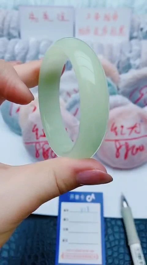 未镶嵌手镯石英质玉y18+56-57