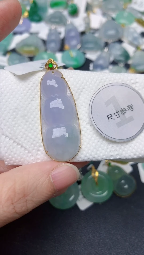 颈饰18K金镶嵌翡翠天然缅甸A货翡翠