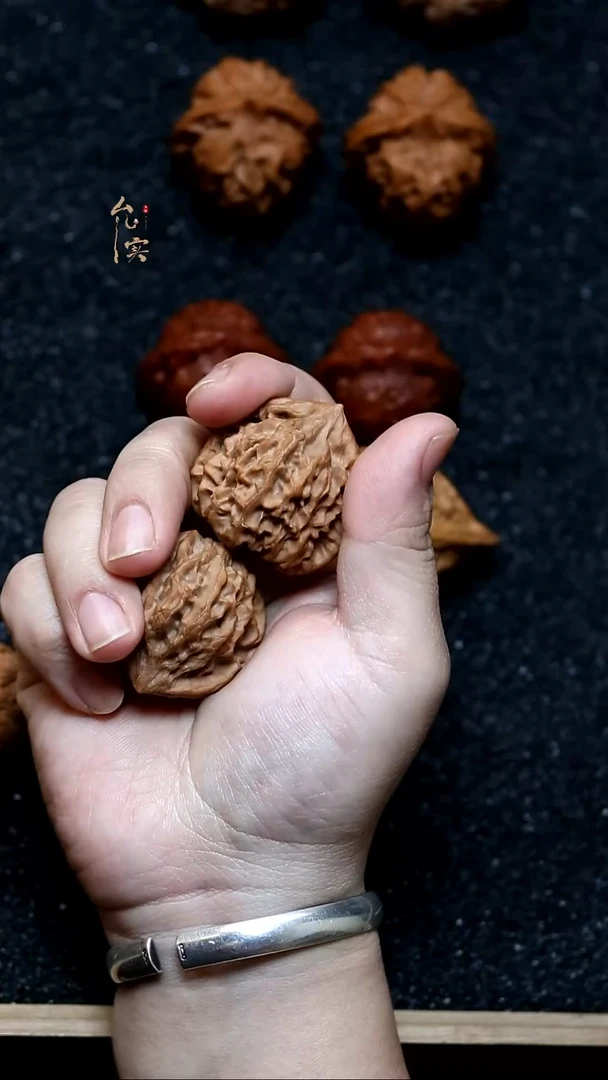 把件文玩核桃Z***9龙门涧