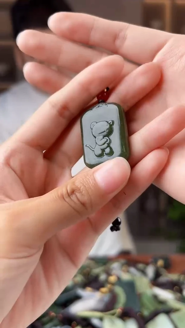 未镶嵌和田玉挂件拍一发一，拍一发一，