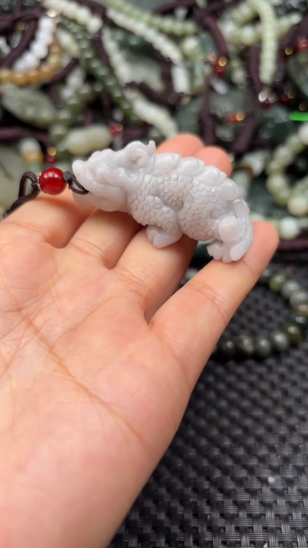 【闪购商品】和田玉颈饰未镶嵌.