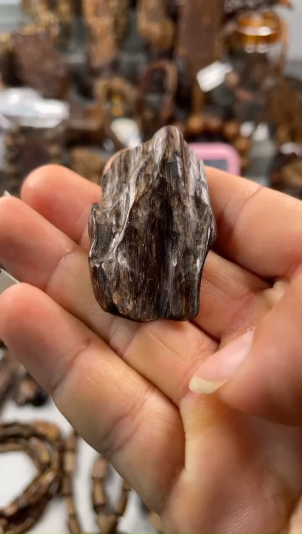 沉香沉香碎屑3.3克沉水 达拉干  沉香