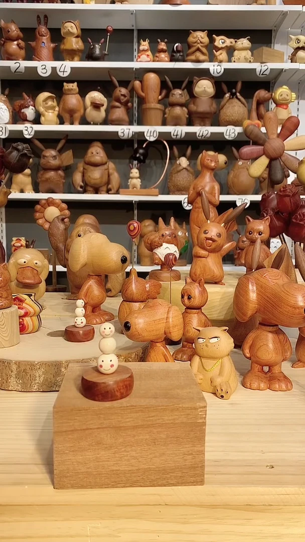 【闪购商品】木木雕摆件卡通可爱