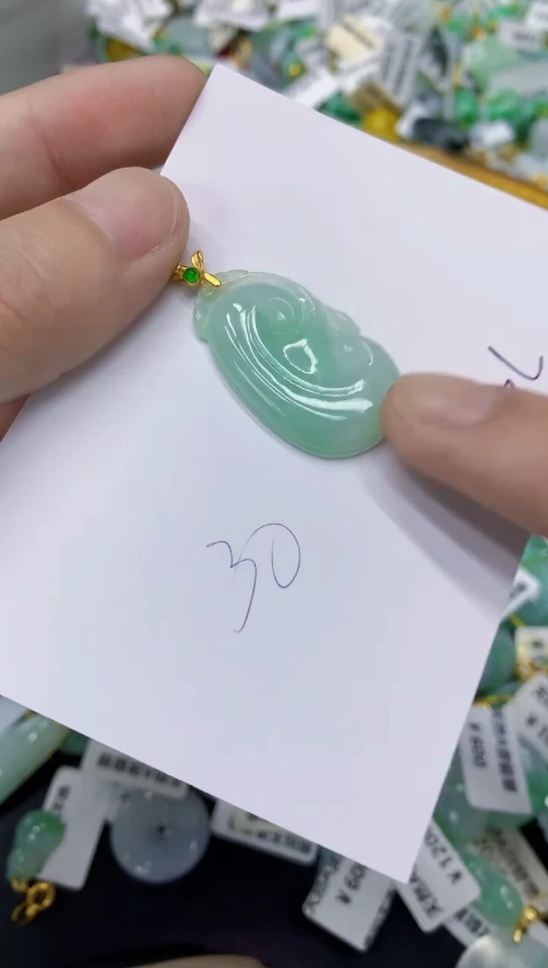 颈饰未镶嵌翡翠翡翠