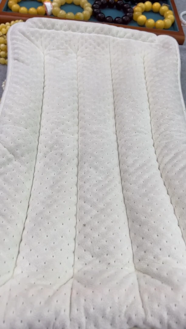 【闪购商品】琥珀裸石未镶嵌741秒拍号