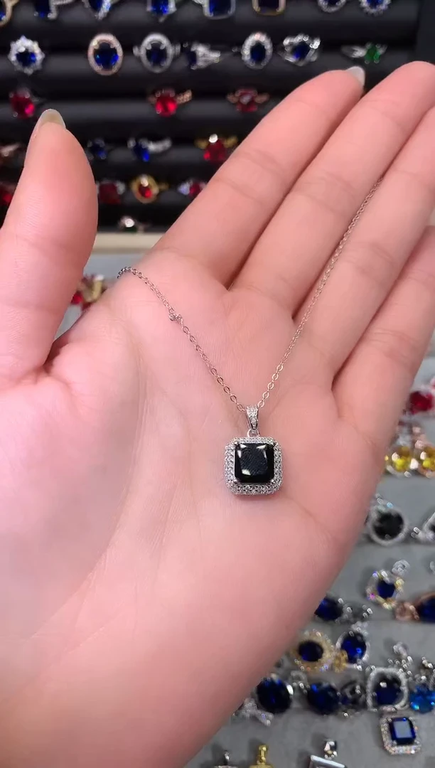 【闪购商品】蓝宝石吊坠(赠链)银S925镶嵌8山蓝