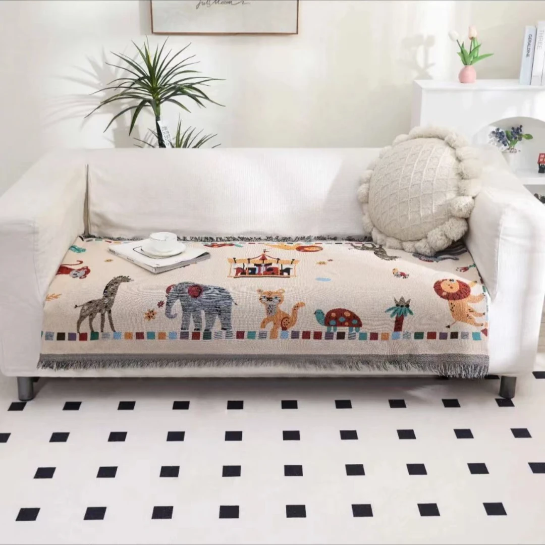 【北奈かわ会社】80*180cm新款流苏沙发巾沙发垫四季通用盖垫动物狂欢