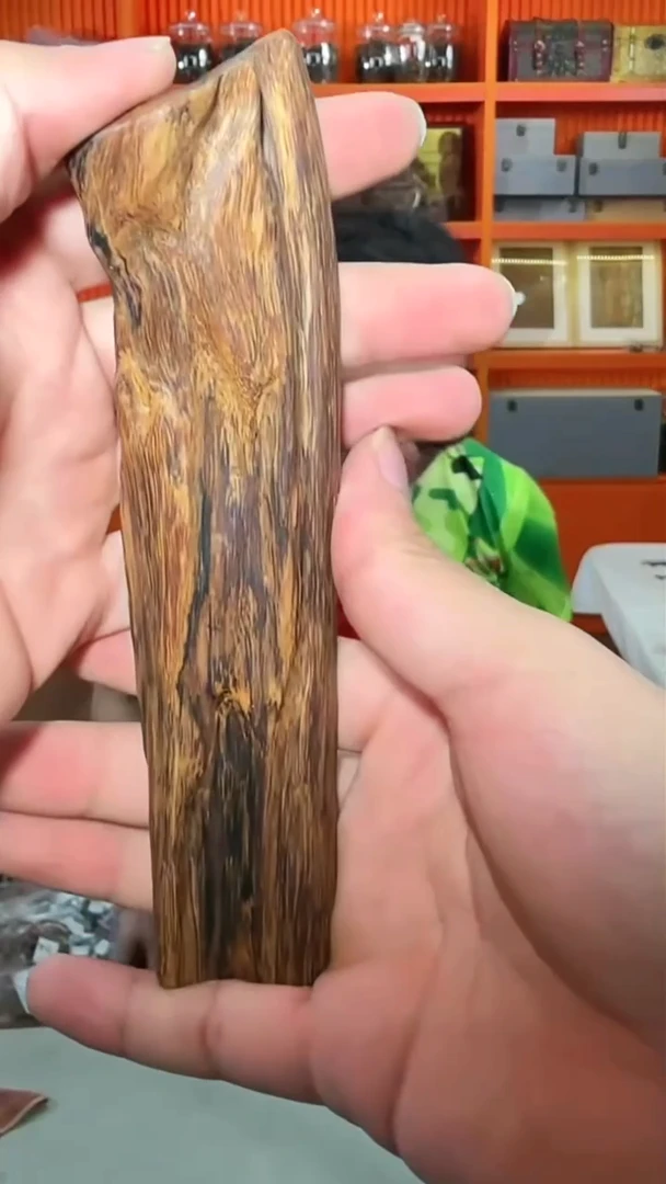沉香手把件231号多样性发一
