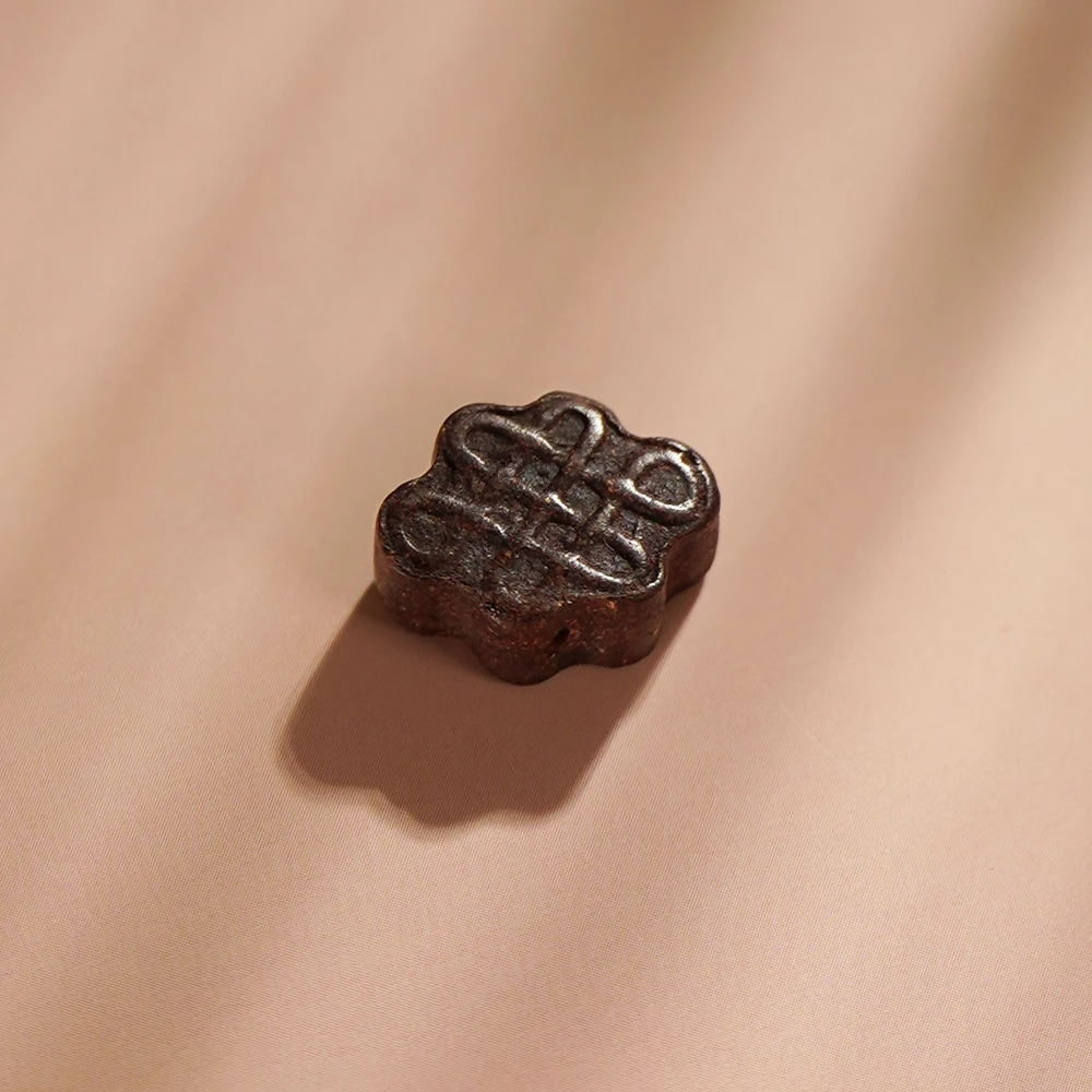 小南朝中国结合香牌创意饰品