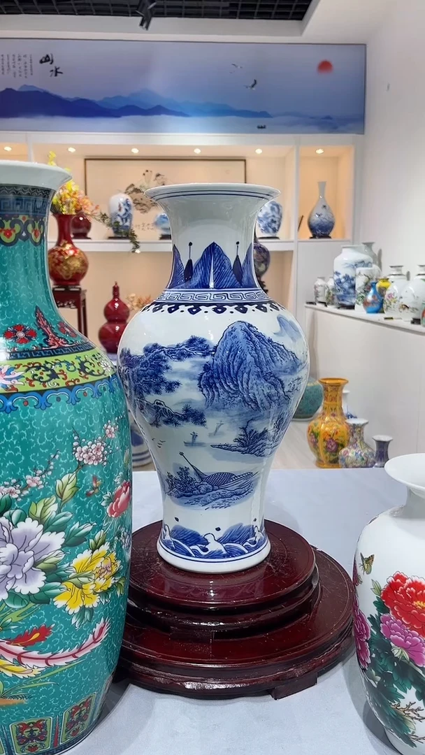 摆件高约37青花山水