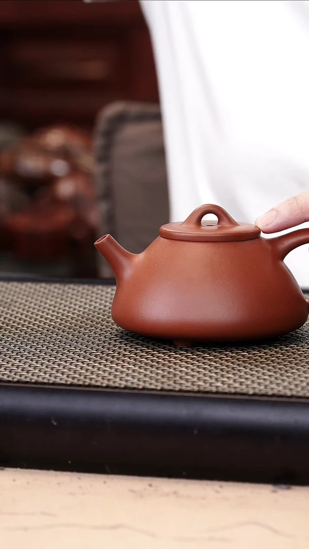 茶壶紫砂红皮龙超精工子冶石瓢160cc