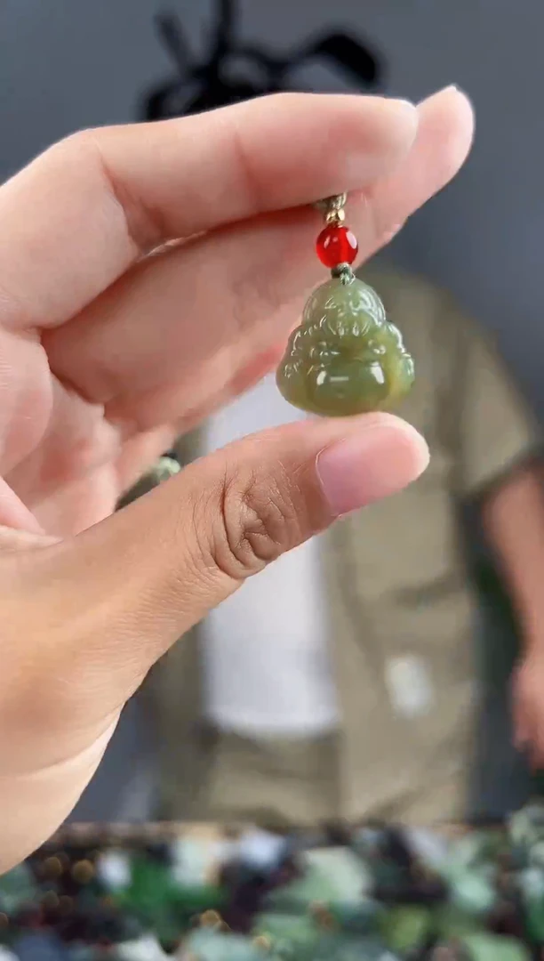 和田玉未镶嵌颈饰拍一发一，多样性发货