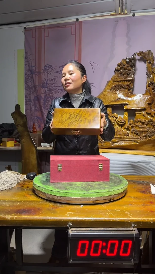 金丝楠随**欲金丝楠木雕刻摆件