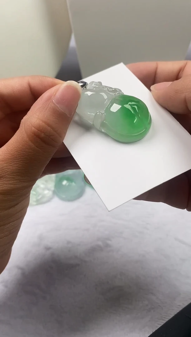 无非金属吊坠00056