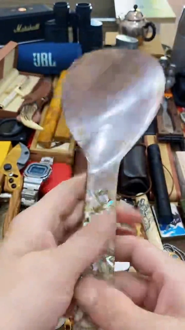 瓷片闪购商品  如图所示