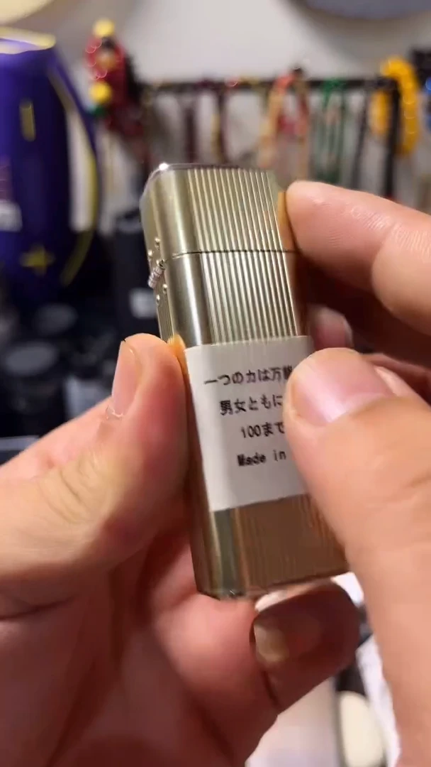 瓷片闪购商品 如图所示