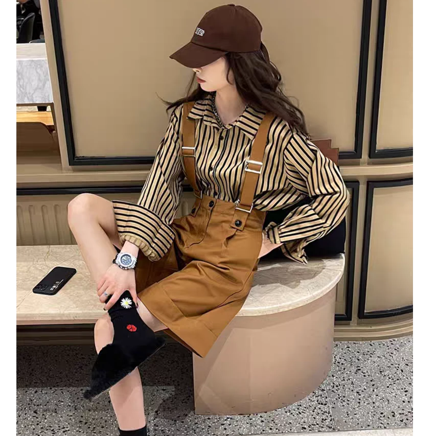 春装女2025年新款套装减龄条纹衬衫搭配背带短裤小个子穿搭一整套
