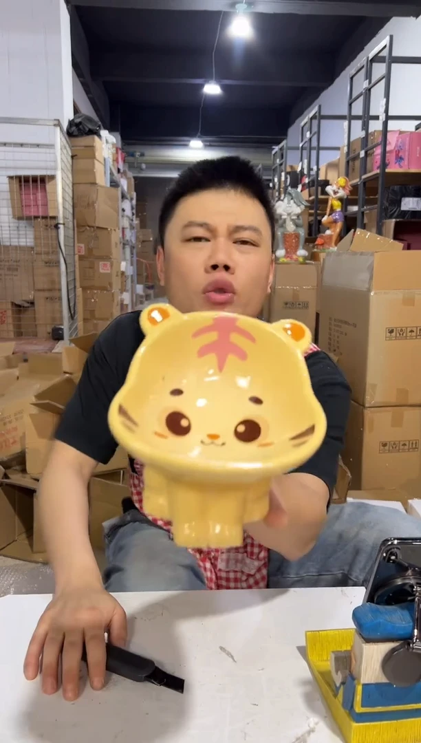 瓷片陶瓷泰哥狗粮碗