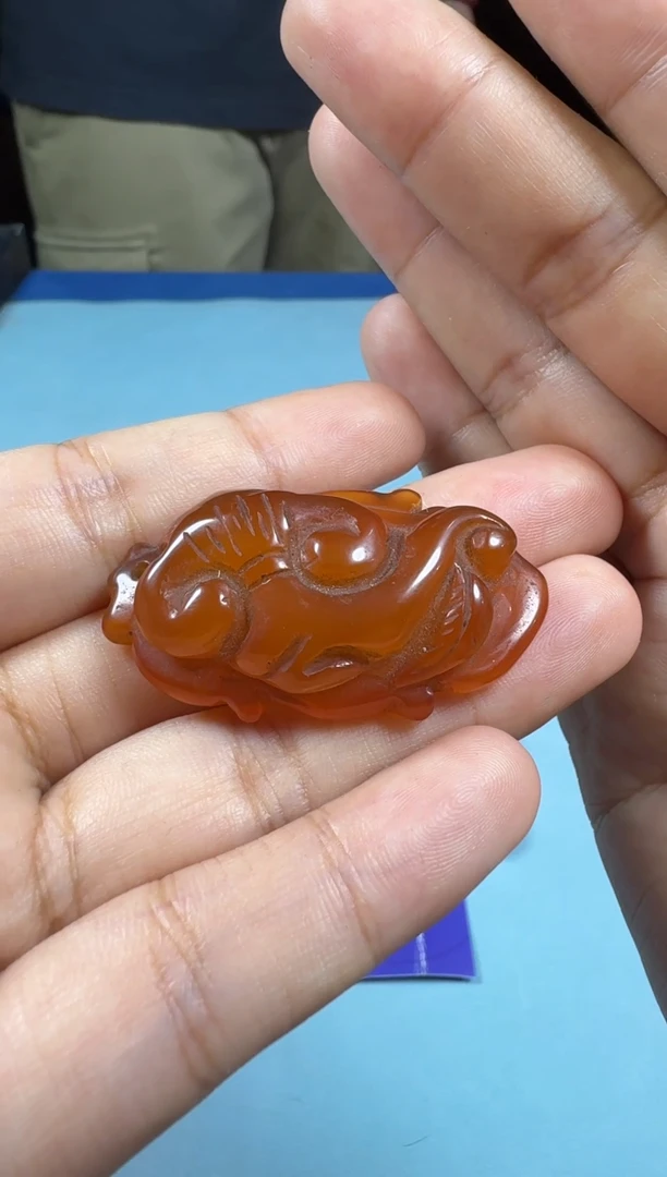 玛瑙/玉髓颈饰未镶嵌1