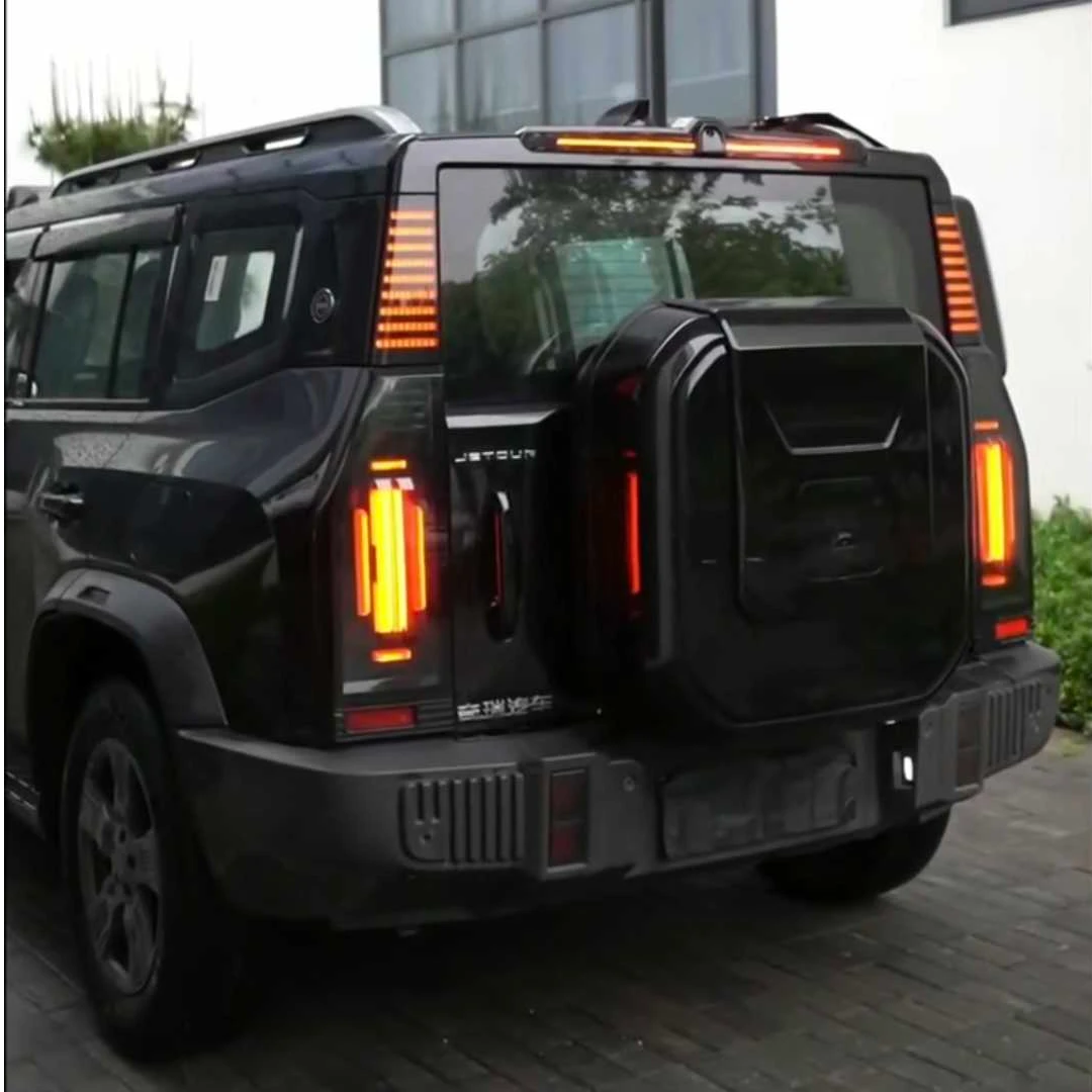 适用捷途旅行者山海T2改装三排D柱灯车尾灯转向警示LED侧板灯配件