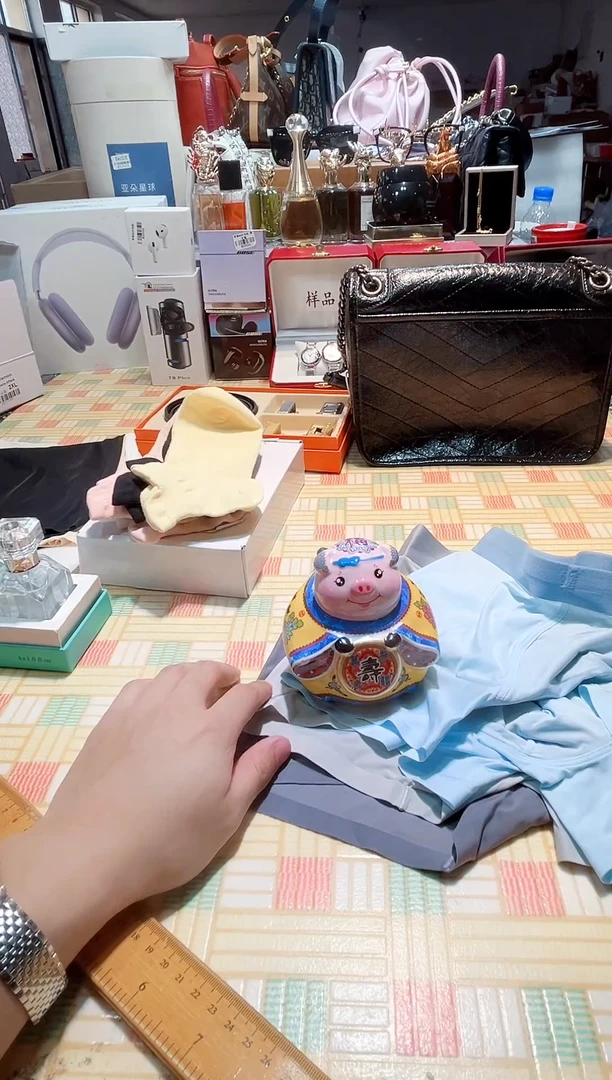瓷片瓷器 库房到期 全部地板价@@1