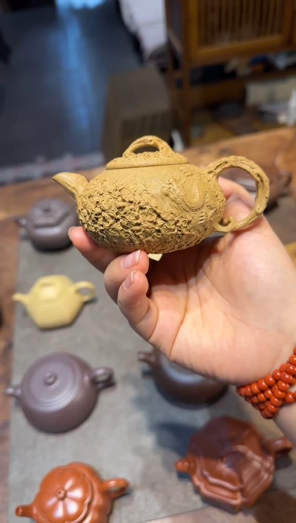 茶壶紫砂笑****8隐龙供春 黄金段