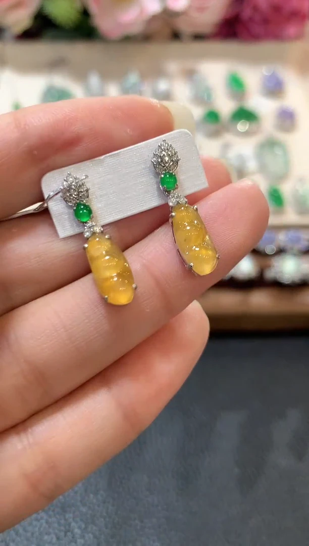 18K金镶嵌翡翠耳饰z116