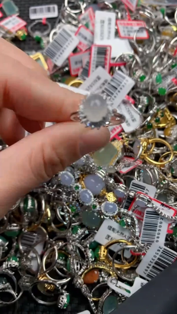 银S925镶嵌戒指翡翠2         3