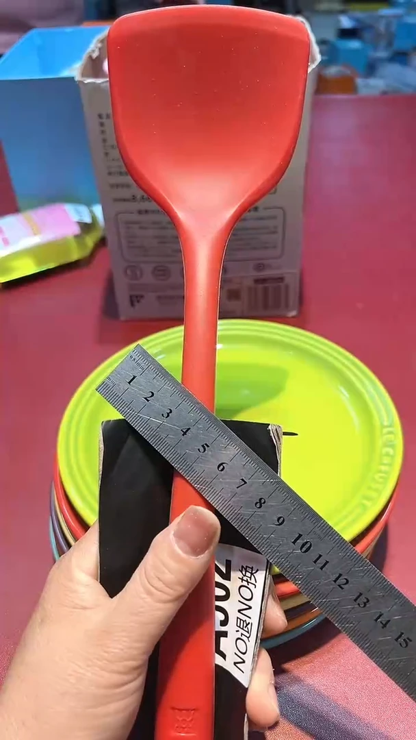 【闪购商品】瓷片锅碗瓢盆一件不剩