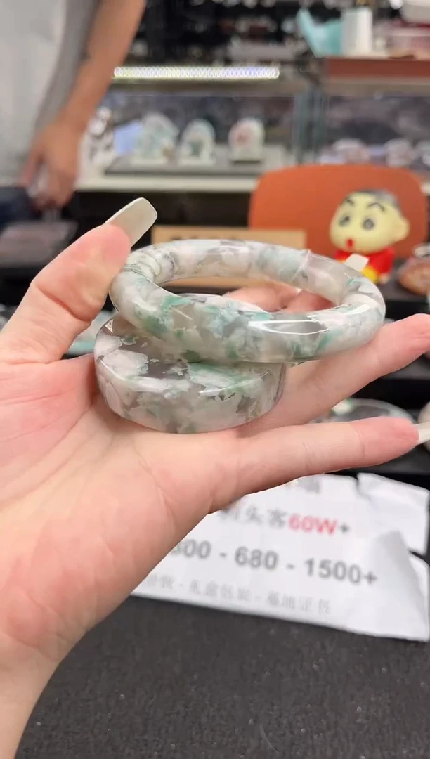 未镶嵌手镯石英质玉60圈口 （赠品镯心）