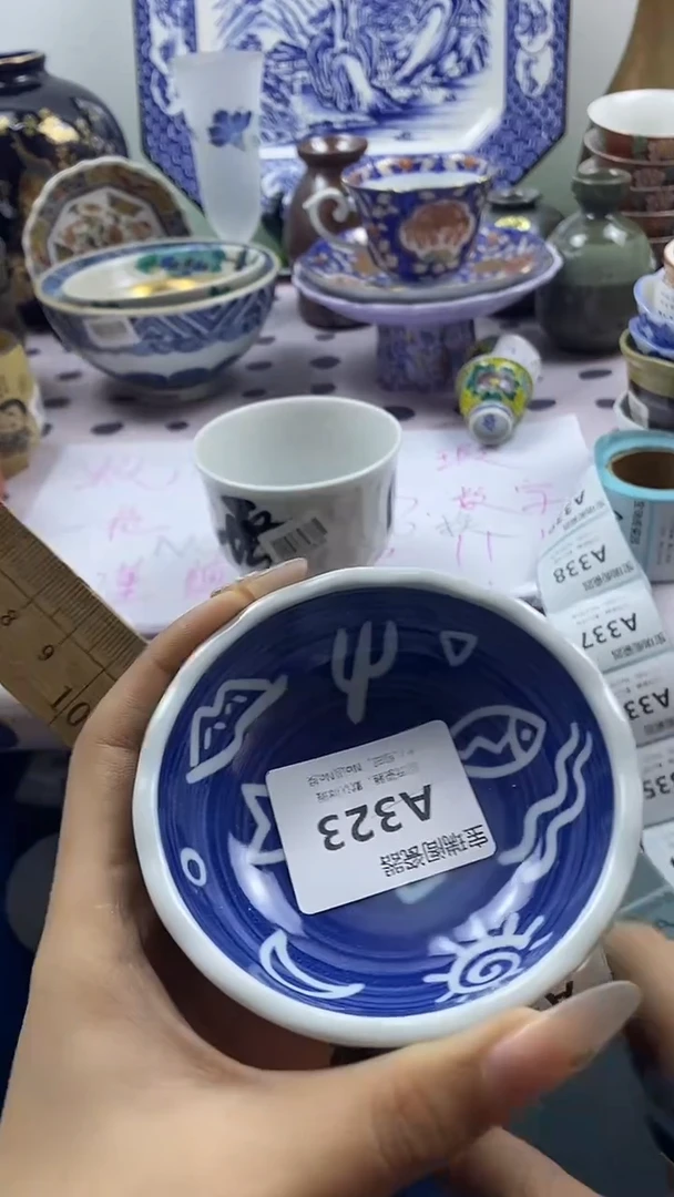 其他薛****妻默认微瑕，谨慎参拍A323