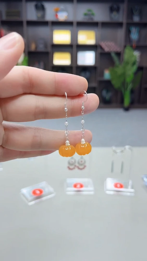 未镶嵌耳饰玛瑙/玉髓W06