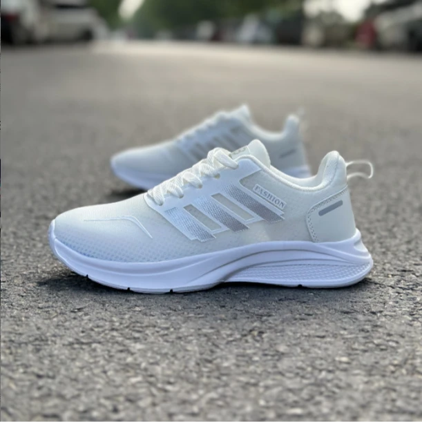 【劲步运动】爆款时尚百搭休闲运动鞋轻便透气网布跑鞋2203