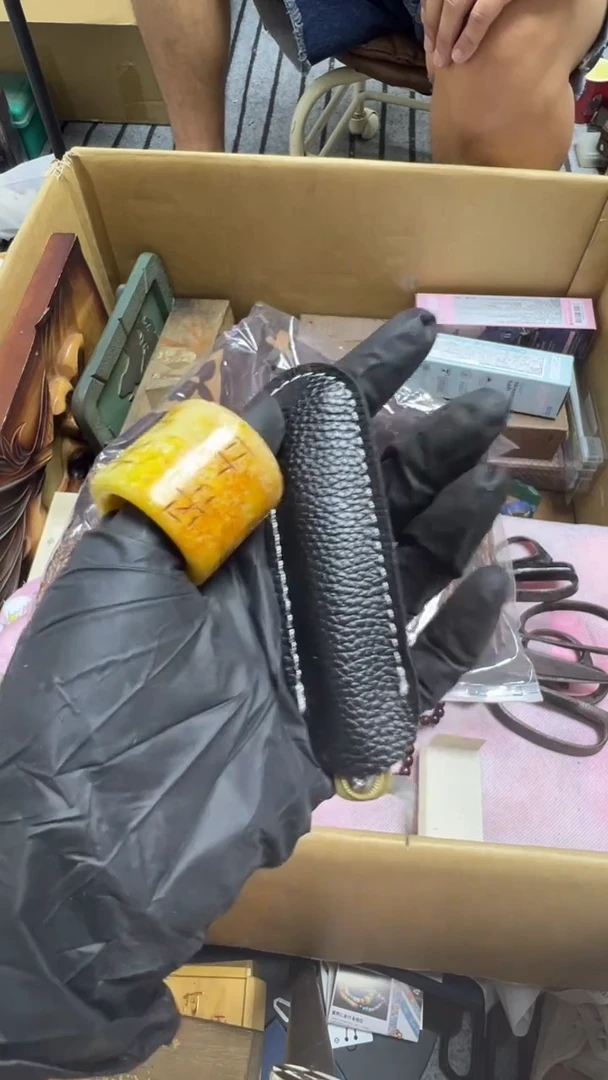 手工艺品琉璃像***由瓷片瓷片瓷片瓷片