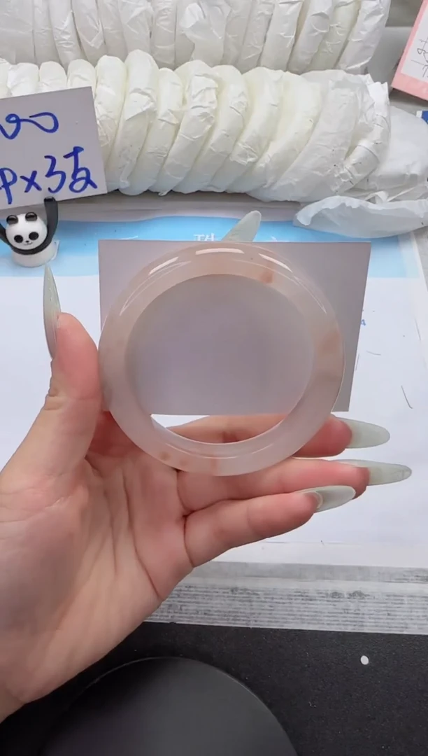 石英质玉手镯未镶嵌68-58