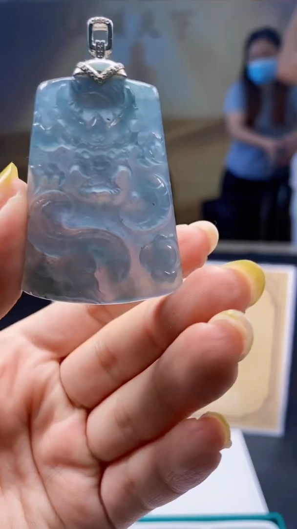 翡翠未镶嵌颈饰********192