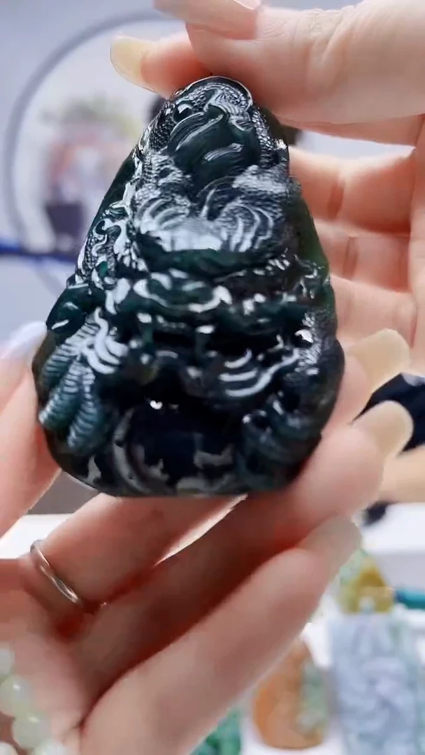 未镶嵌定制翡翠毛货挂件9
