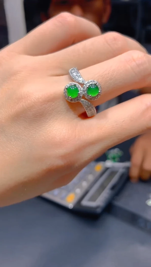 【闪购商品】定制翡翠未镶嵌30多样性发货(发其一）