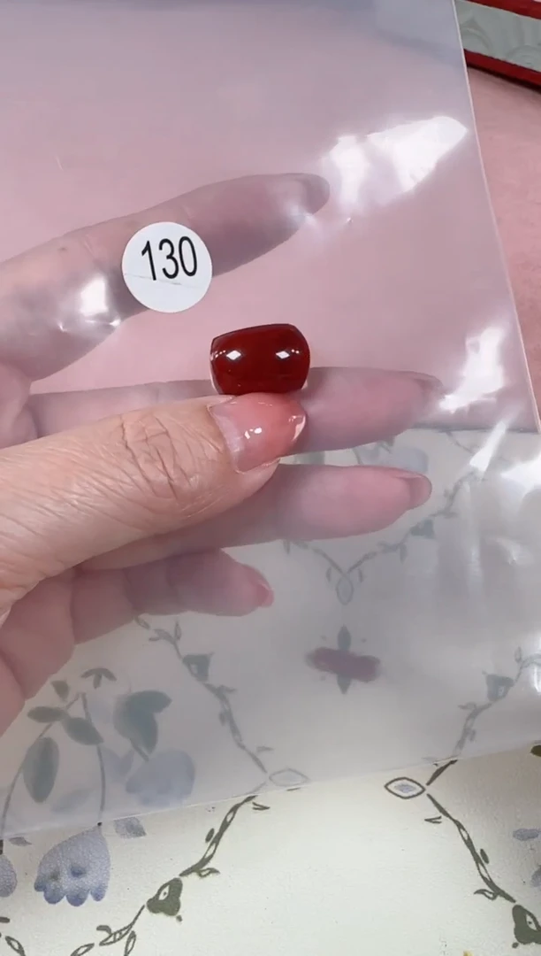 南红玛瑙未镶嵌珠宝半成品原矿无优化无裂戒面