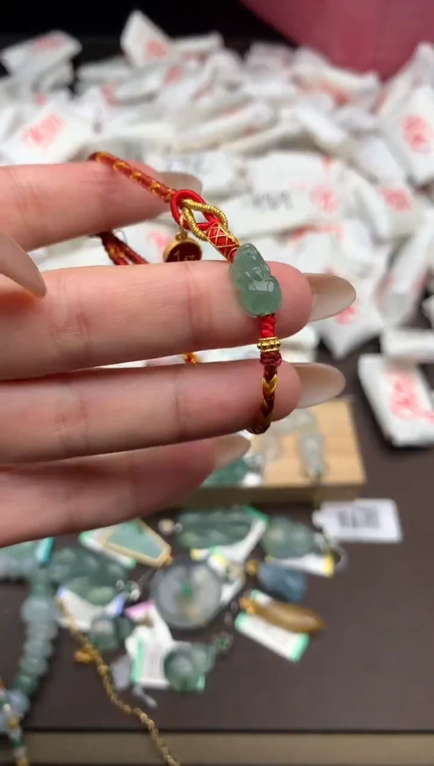 【闪购商品】翡翠手绳未镶嵌一