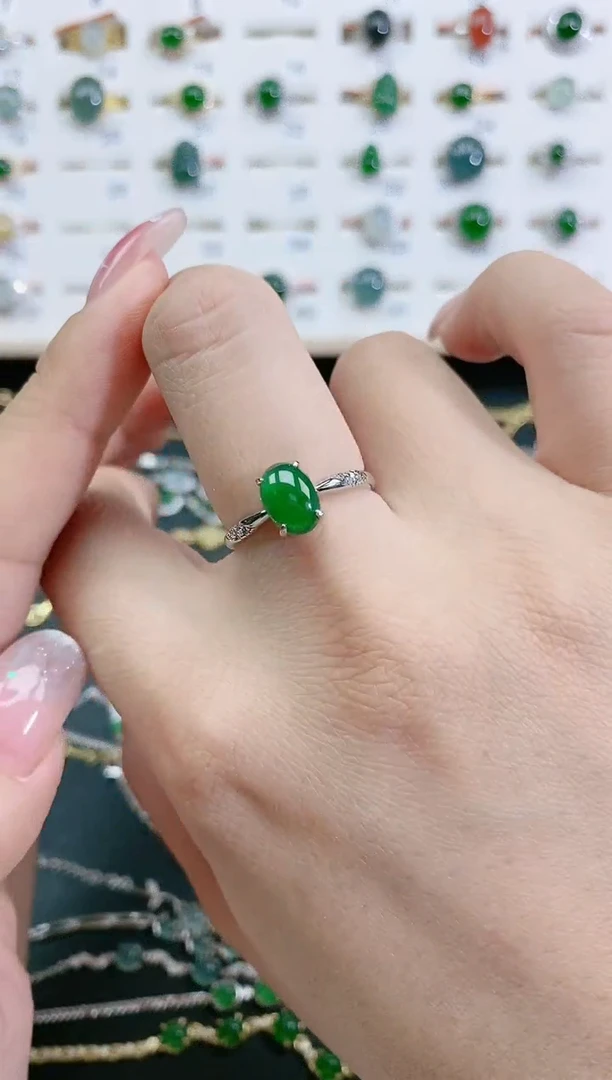 翡翠戒指银S925镶嵌天然翡翠