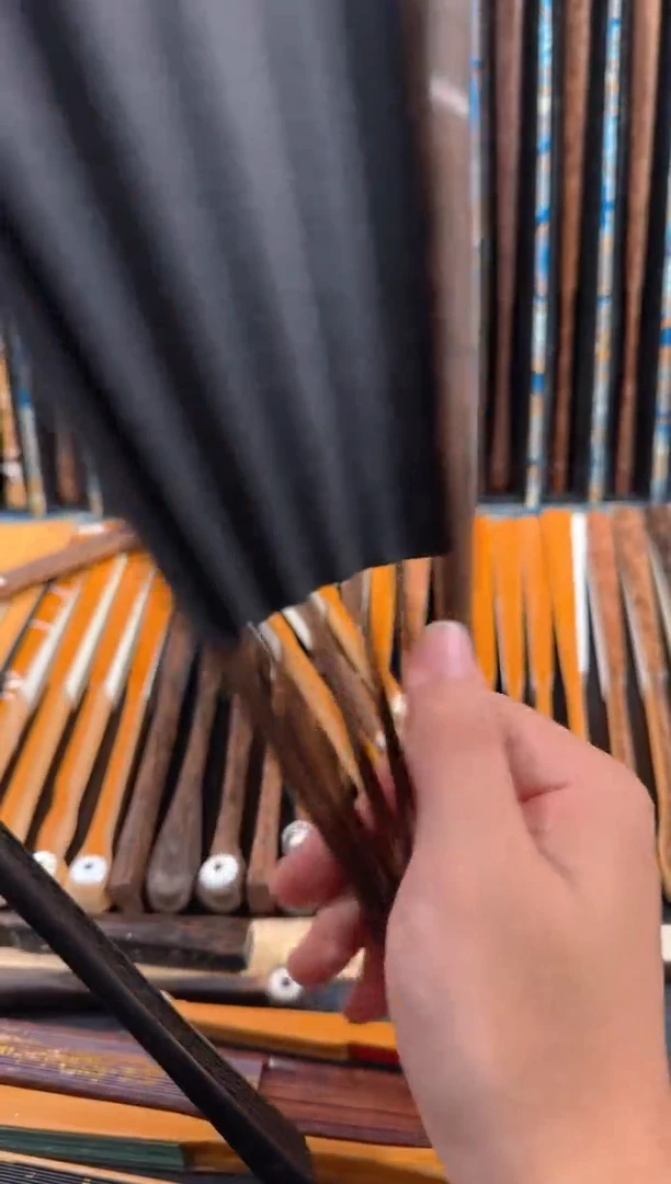 扇子启***活全料老玉鱼尾折扇