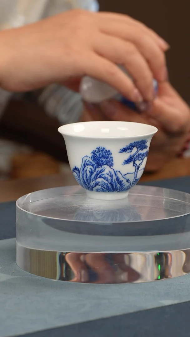 杯子瓷    胡昭志