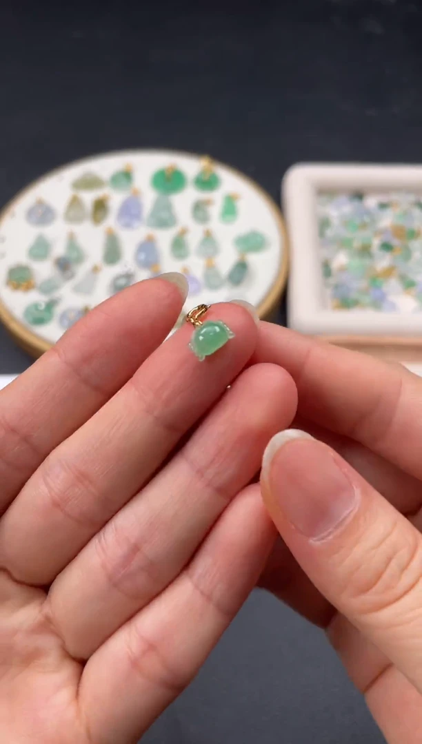 吊坠(不含链)银S925镶嵌翡翠一个JK502