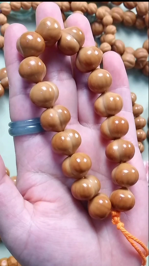 手串猴头核桃木*猴头17小+屁桃