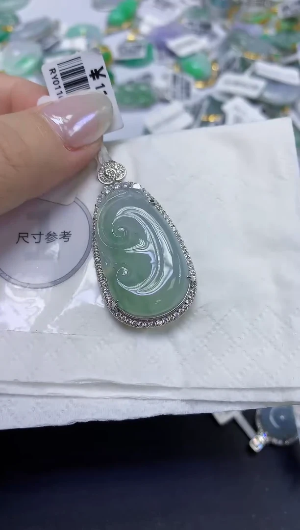 颈饰未镶嵌翡翠天然缅甸翡翠A货百元以上9元证书费自理
