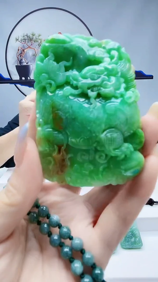 未镶嵌定制翡翠毛货挂件64