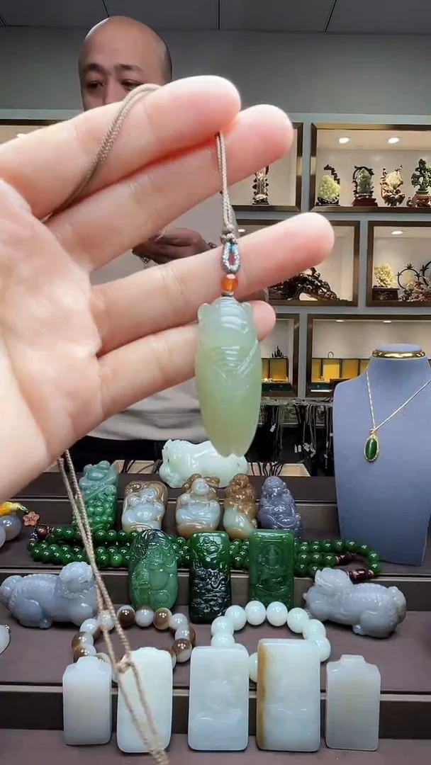 【闪购商品】和田玉挂件未镶嵌苏