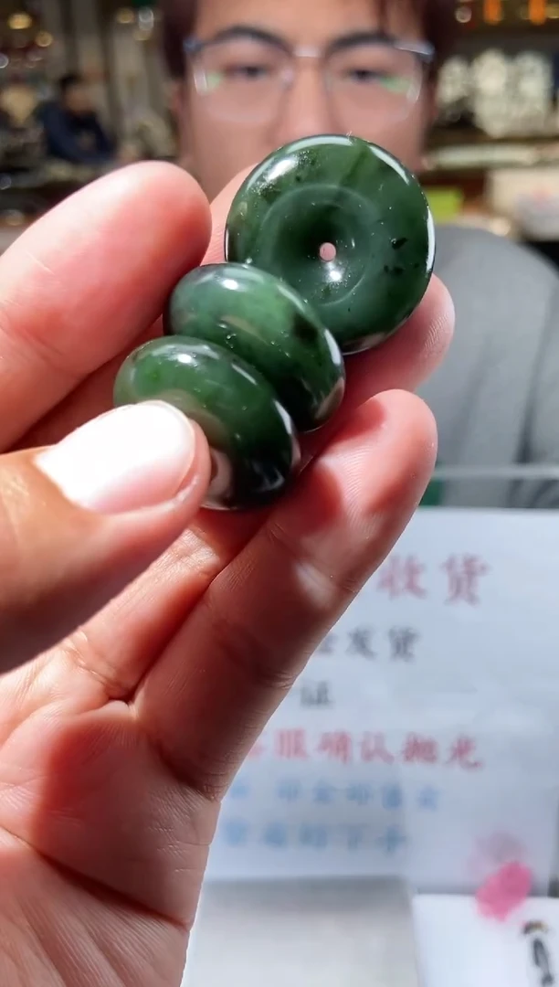 【闪购商品】定制和田玉天然和田玉多样性发其一