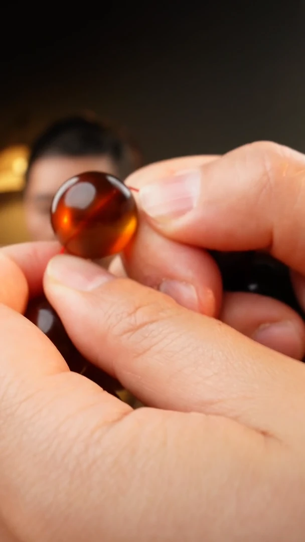 【闪购商品】琥珀裸石未镶嵌23+茶珀单珠